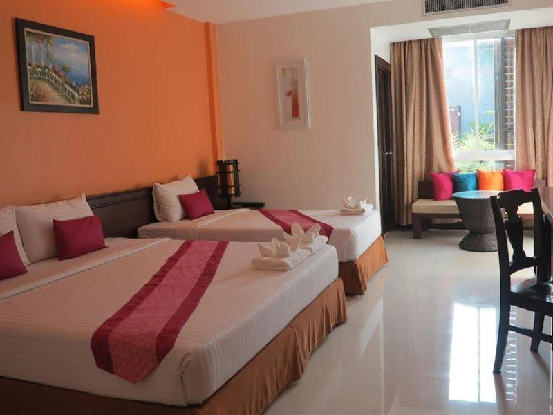 City Park Hotel Phatthalung Buitenkant foto