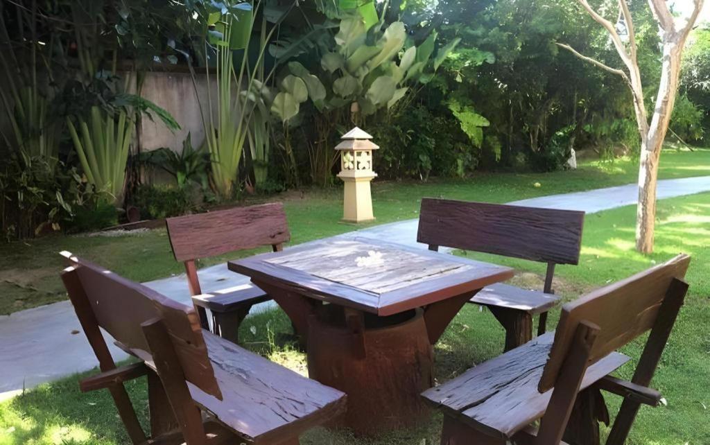City Park Hotel Phatthalung Buitenkant foto