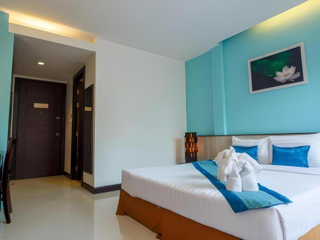 City Park Hotel Phatthalung Buitenkant foto